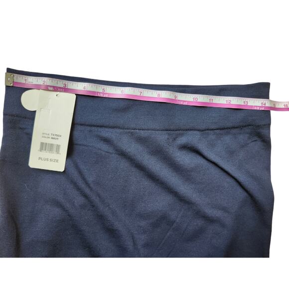 *5 for $25* Sofra NWT One Size Plus Size Navy Fleece Semaless Leggings - Picture 9 of 9